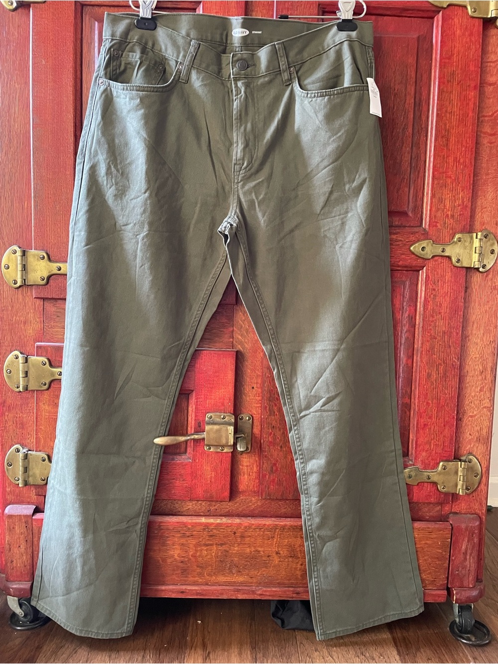 NWT 36 x 32 Olive Pants Men’s- Classic Straight Fit